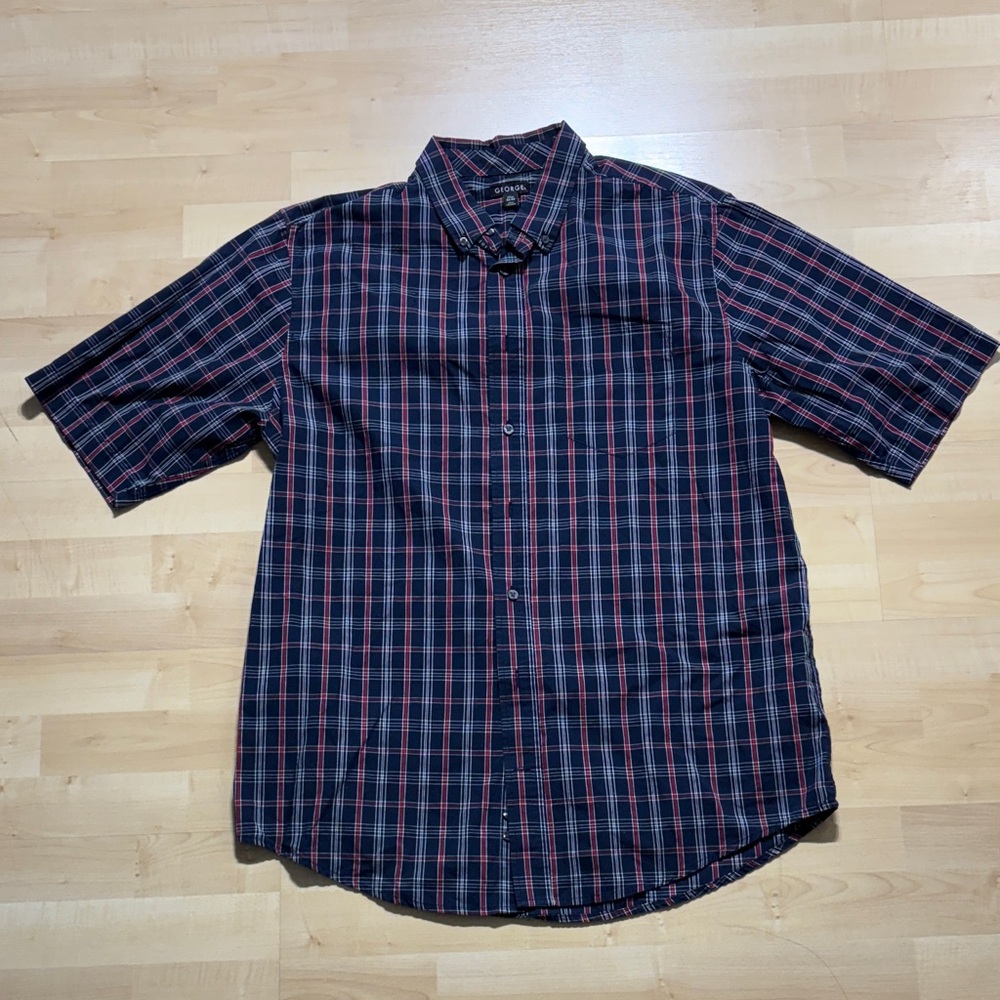 George Men's Button-Down Shirt in Dark Blue and Red